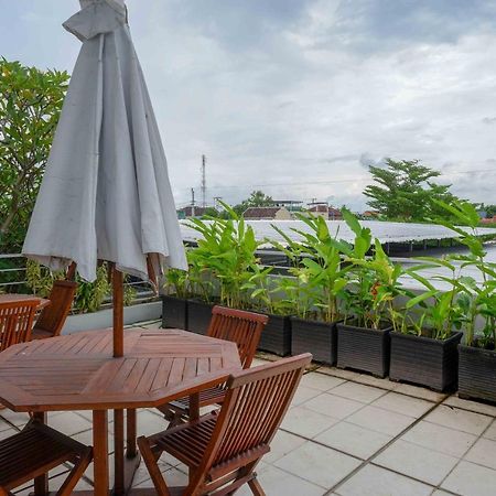Sans Hotel Absari Yogyakarta Jarakan Exterior foto